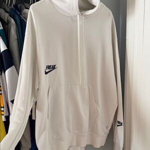 Nike Men's Giannis Freak Hoodie